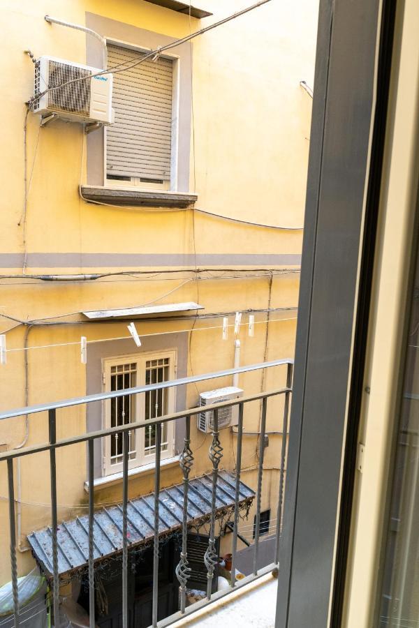 Casa Romeo Napoli Hotell Exteriör bild